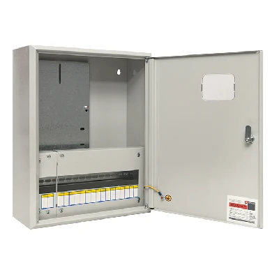 Щит учетно-распределительный навесной ЩУРн-3/18 с окном IP31