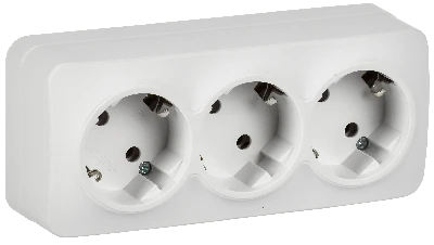 GLORY Розетка 3-местная для открытой установки с заземлением без защитных шторок 16А РС23-3-ХБм белый матовый IEK