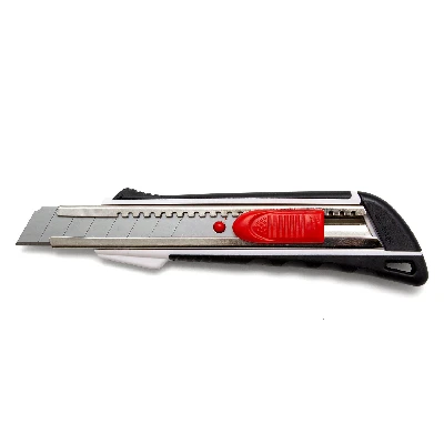 Нож сегментированный прорезиненный 18 мм Auto lock