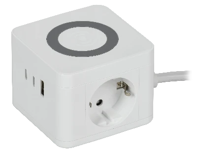 DOMINIC Удлинитель с беспроводной зарядкой 10Вт У02К 2 места 2P+PE 1,3м 3х1,0мм2 16А/250В USB A+C белый IEK