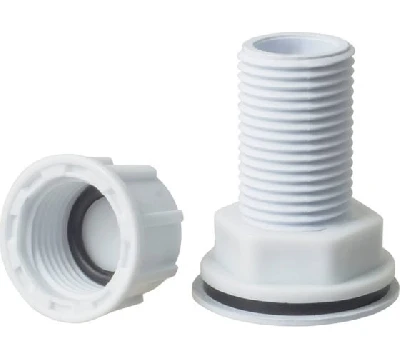 Врезка в бак 3/4' пластик