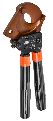 8272577
