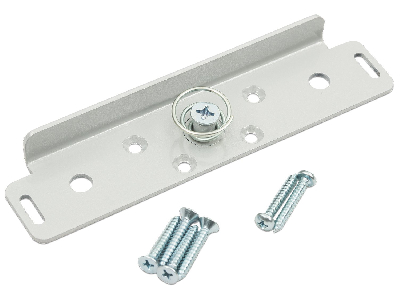 Монтажный комплект для установки якоря на двери с помощью переходной пластины, с возможностью регулировки положения на двери